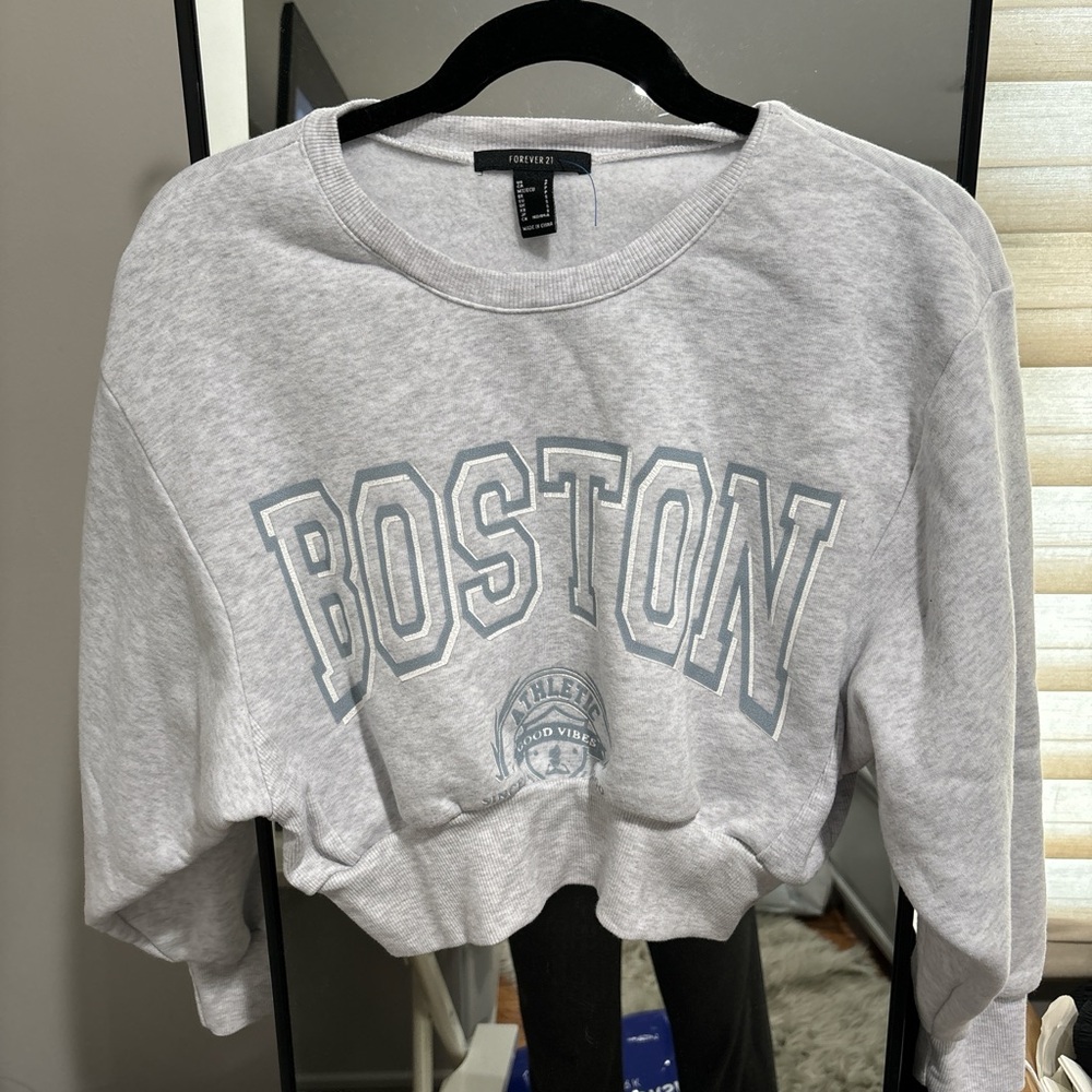 Cropped Crew Neck (NEW)